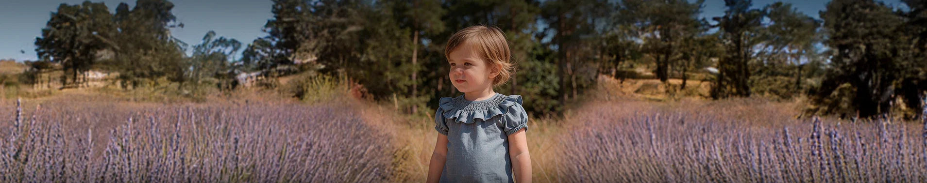 Niña 1 a 4 años Cuellos