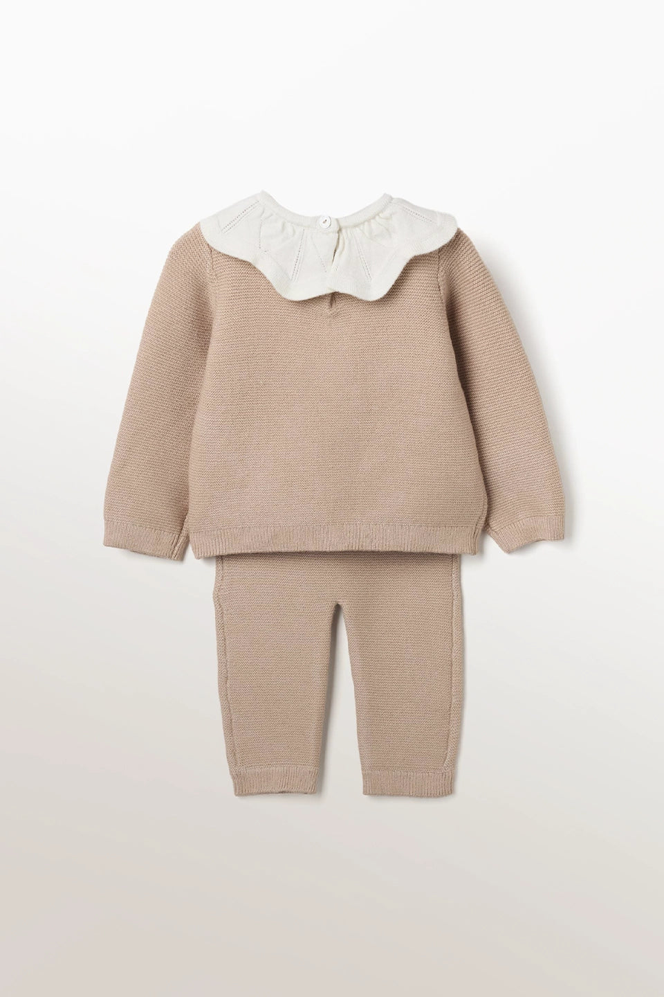 Conjunto de punto beige claro recién nacida