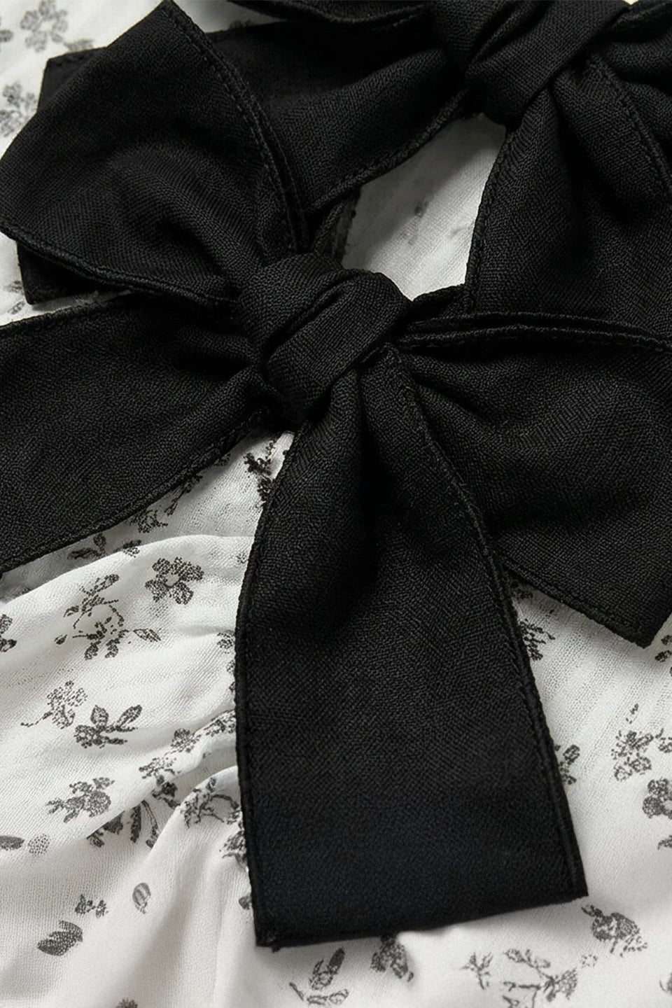 Conjunto flores negras