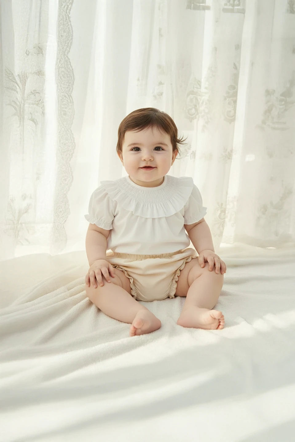 Braguita cubrepañal beige